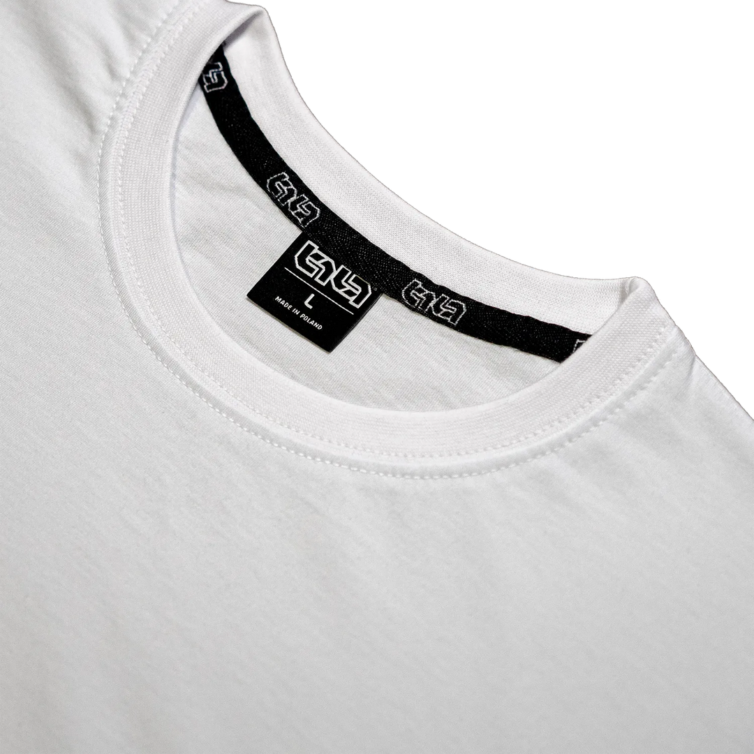 #color_white-shuttle