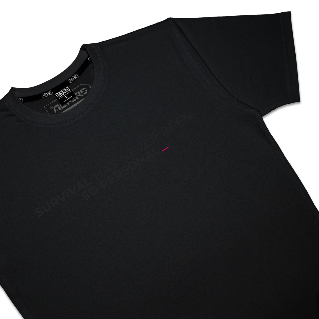 #accent_black-and-magenta