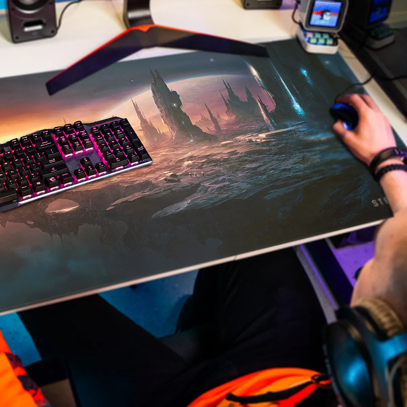 Mousepad Dead City by Kentaro Kanamoto